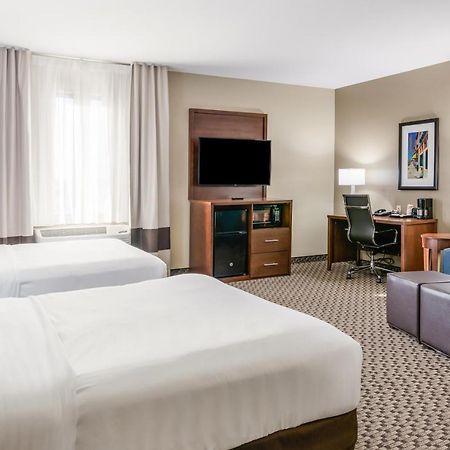 פורט סטוקטון Comfort Suites מראה חיצוני תמונה