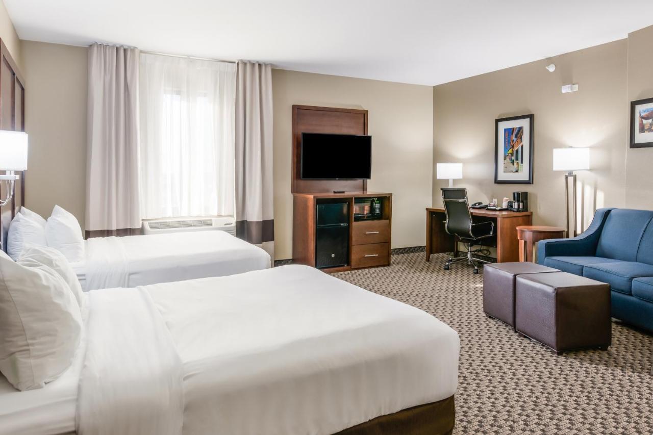 פורט סטוקטון Comfort Suites מראה חיצוני תמונה