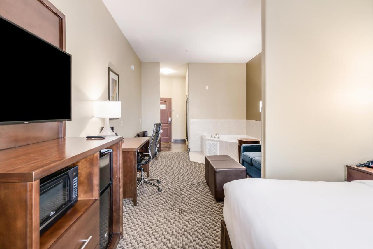 פורט סטוקטון Comfort Suites מראה חיצוני תמונה