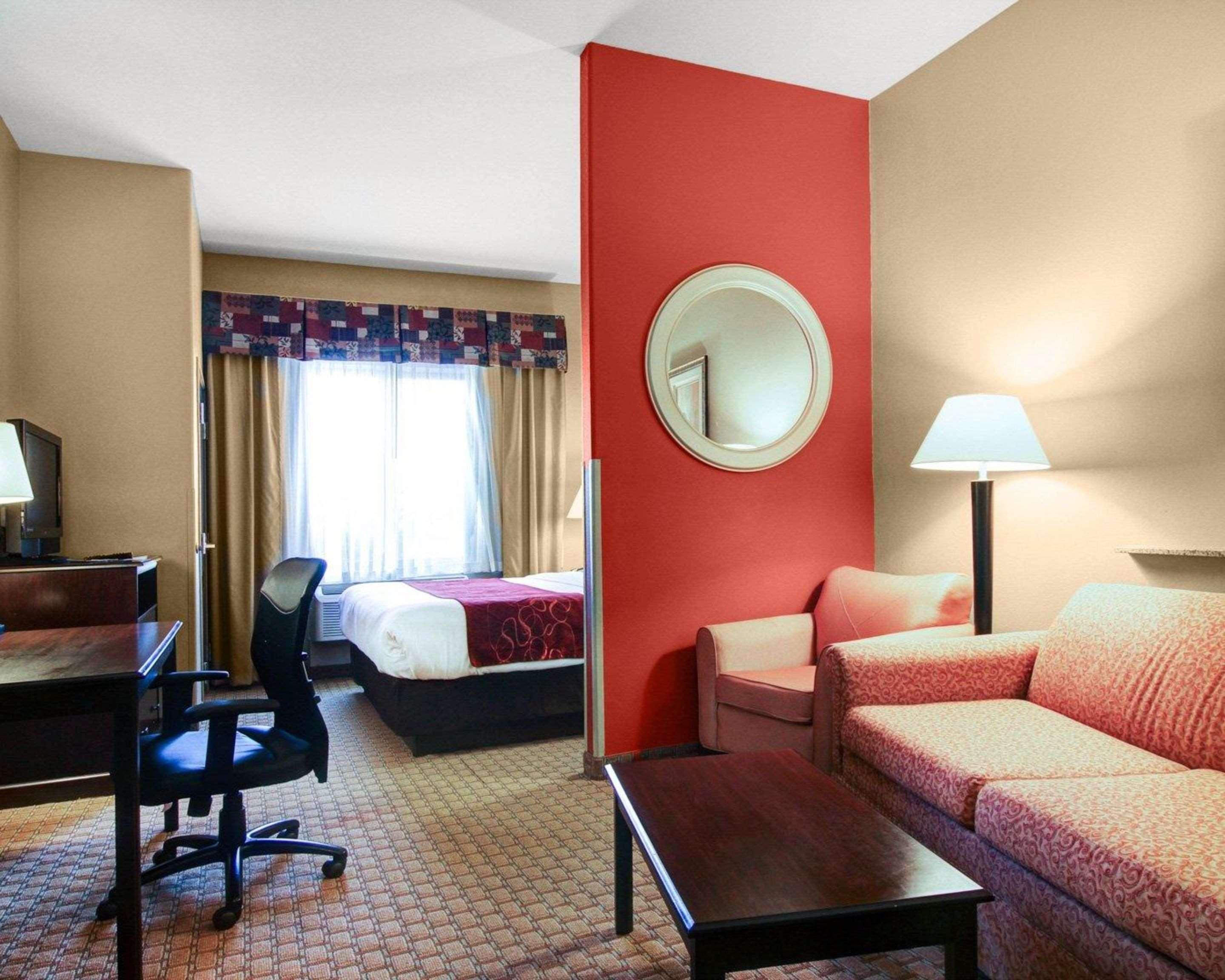 פורט סטוקטון Comfort Suites מראה חיצוני תמונה