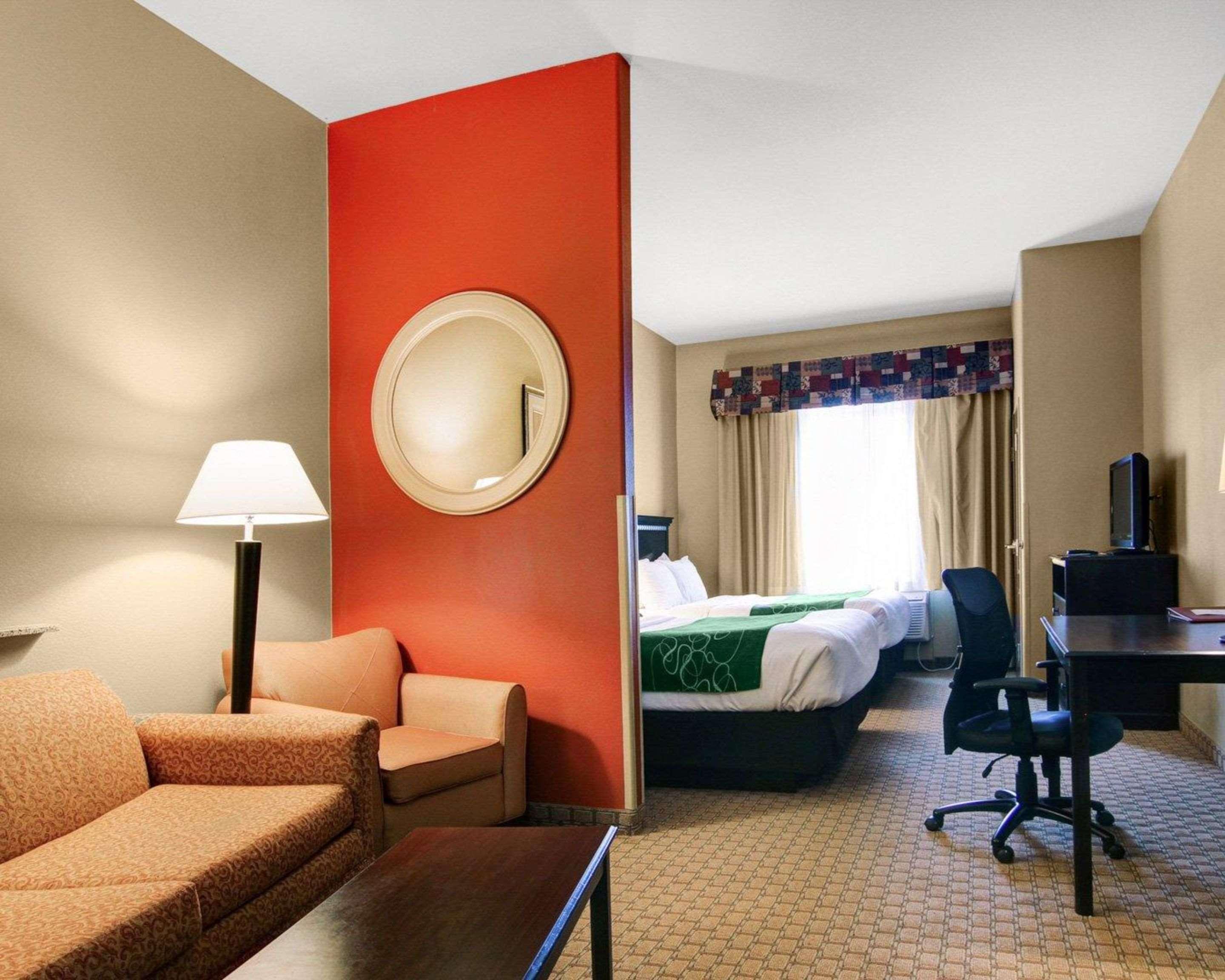 פורט סטוקטון Comfort Suites מראה חיצוני תמונה