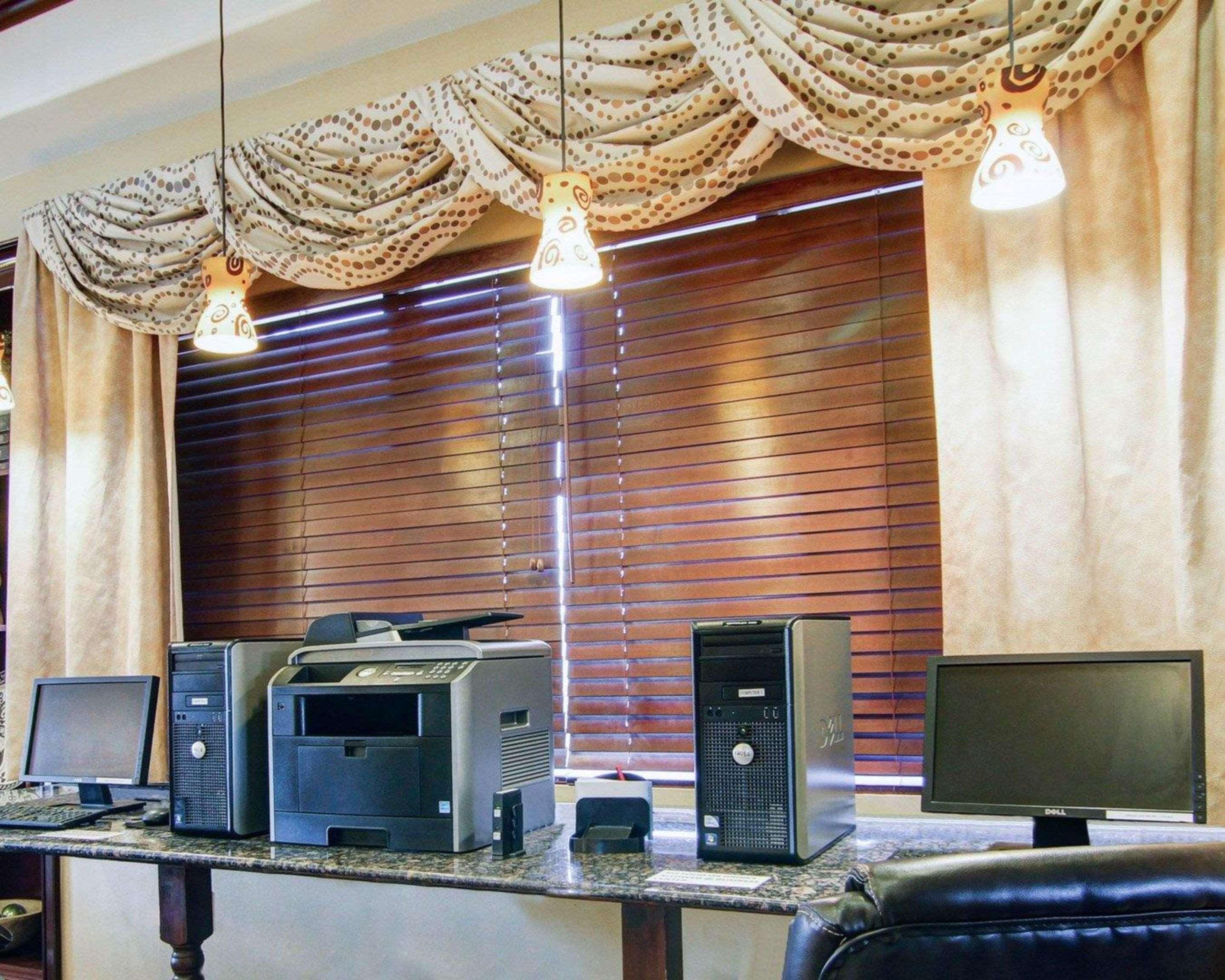 פורט סטוקטון Comfort Suites מראה חיצוני תמונה